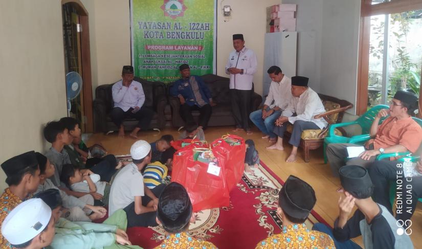 Tebar Kebaikan Ramadan Keluarga Himpunan Padang Guci Serumpun Salurkan Mekanan Berbuka Puasa